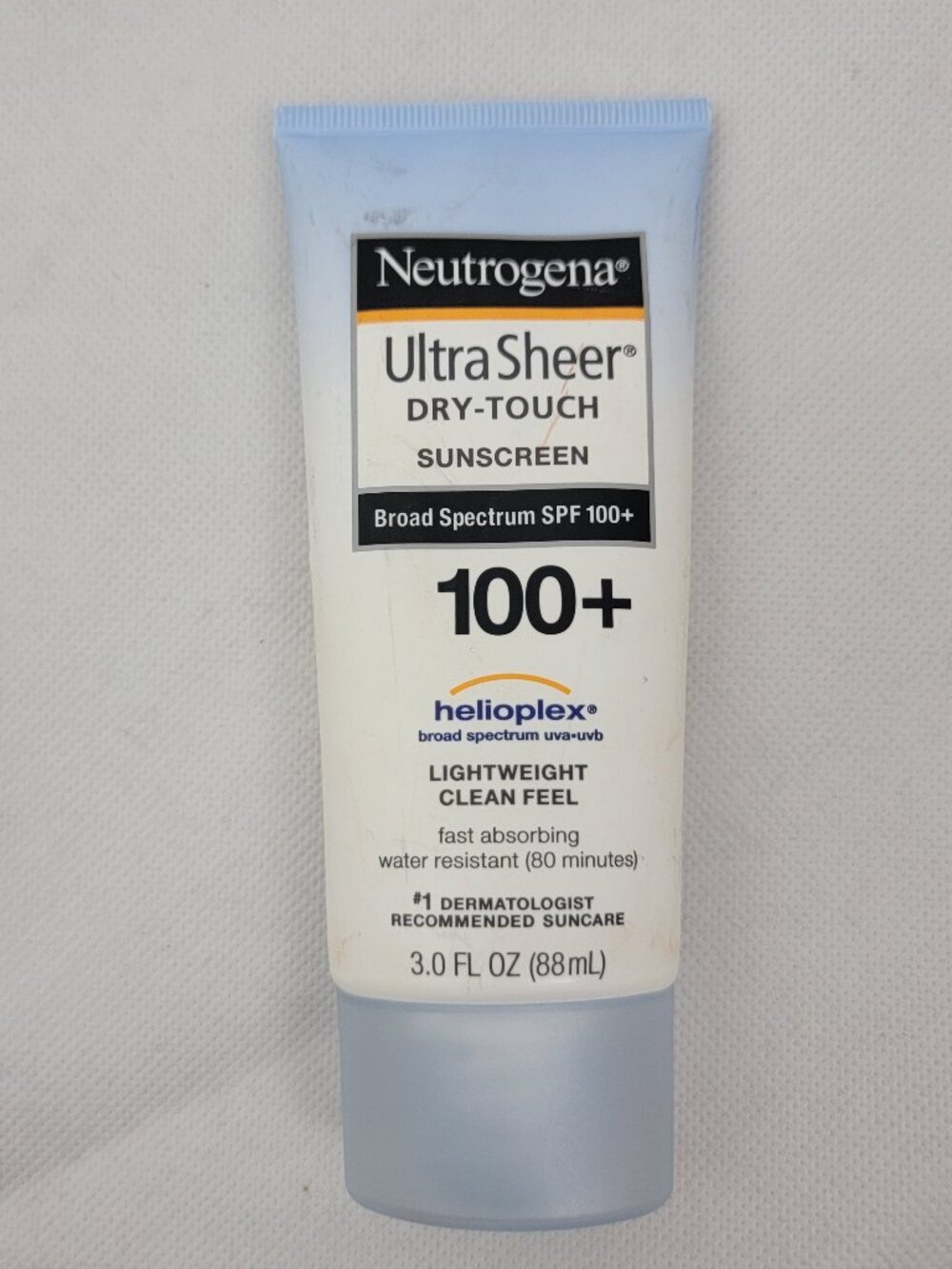 NEUTROGENA Ultra Sheer Dry-Touch Sunscreen Broad Spectrum SPF 100+ Helioplex